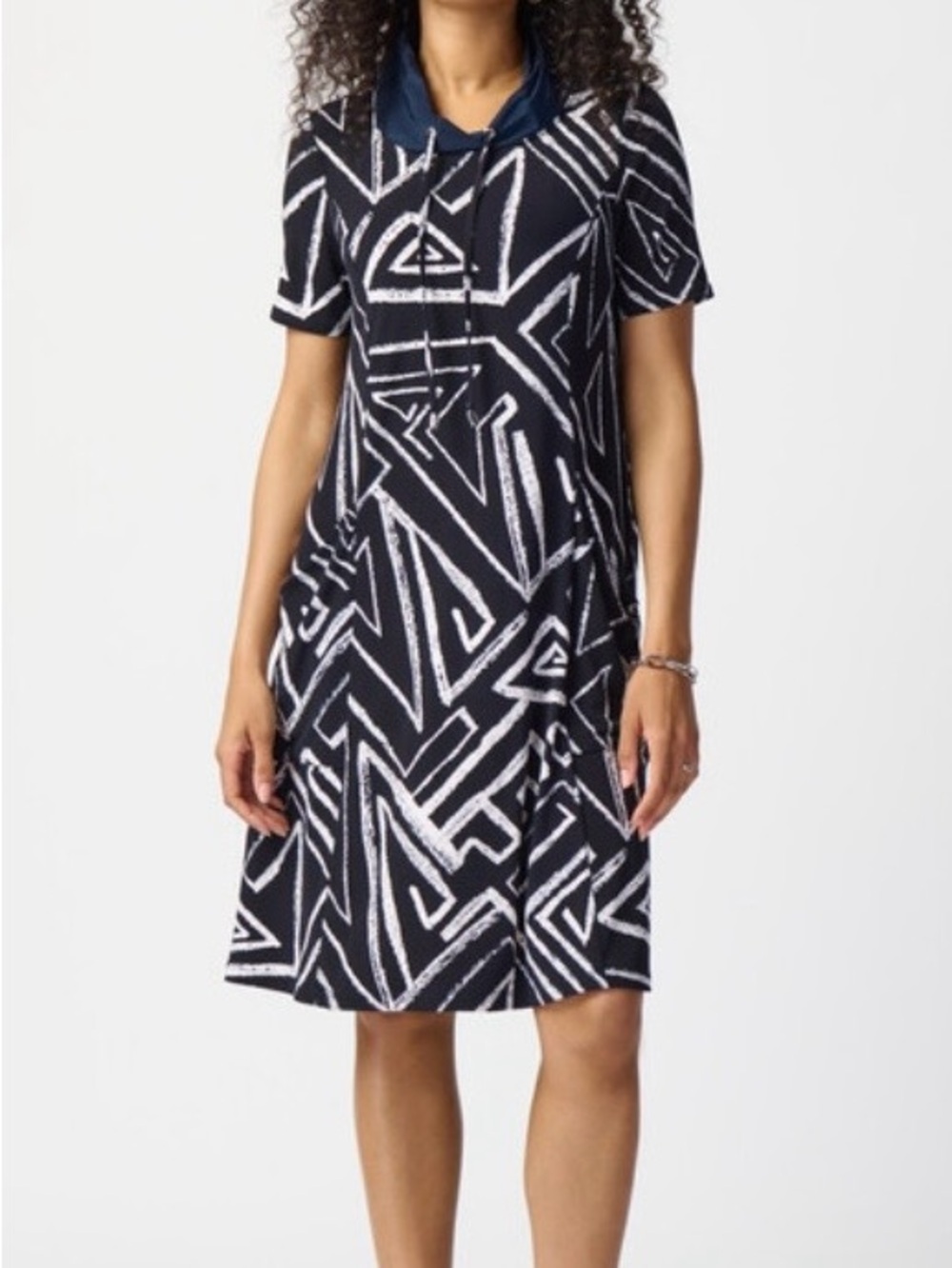 JOSEPH RIBKOFF Abstract Print Shirt Dress
